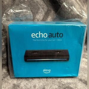 Echo Auto (1st gen) - Hands-free Alexa in your car with your phone‎